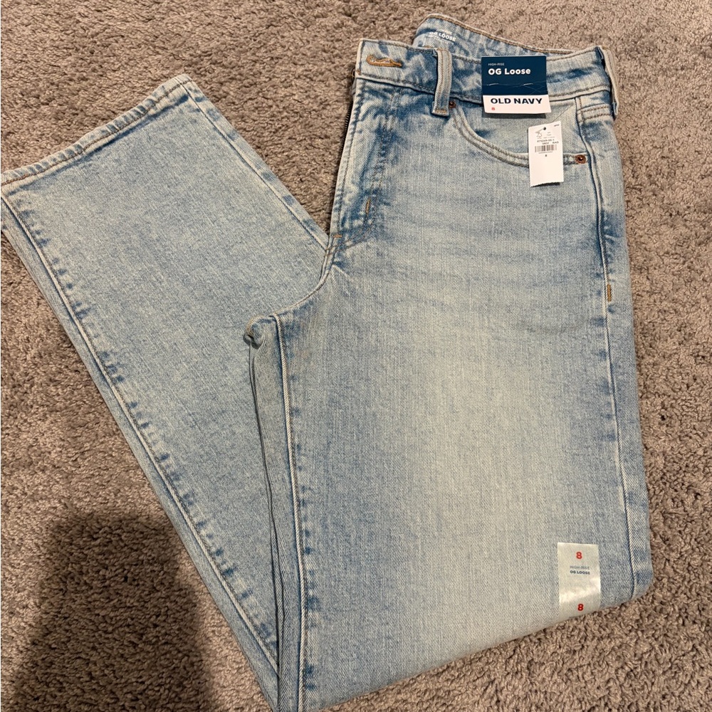 Old Navy Men's Relaxed Fit Jeans in Light Blue